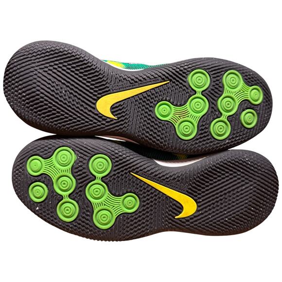 NIKE Phantom GT2 Unisex 2Y Academy Soccer Indoor Shoe Black Green DM0749-003 - Picture 9 of 13